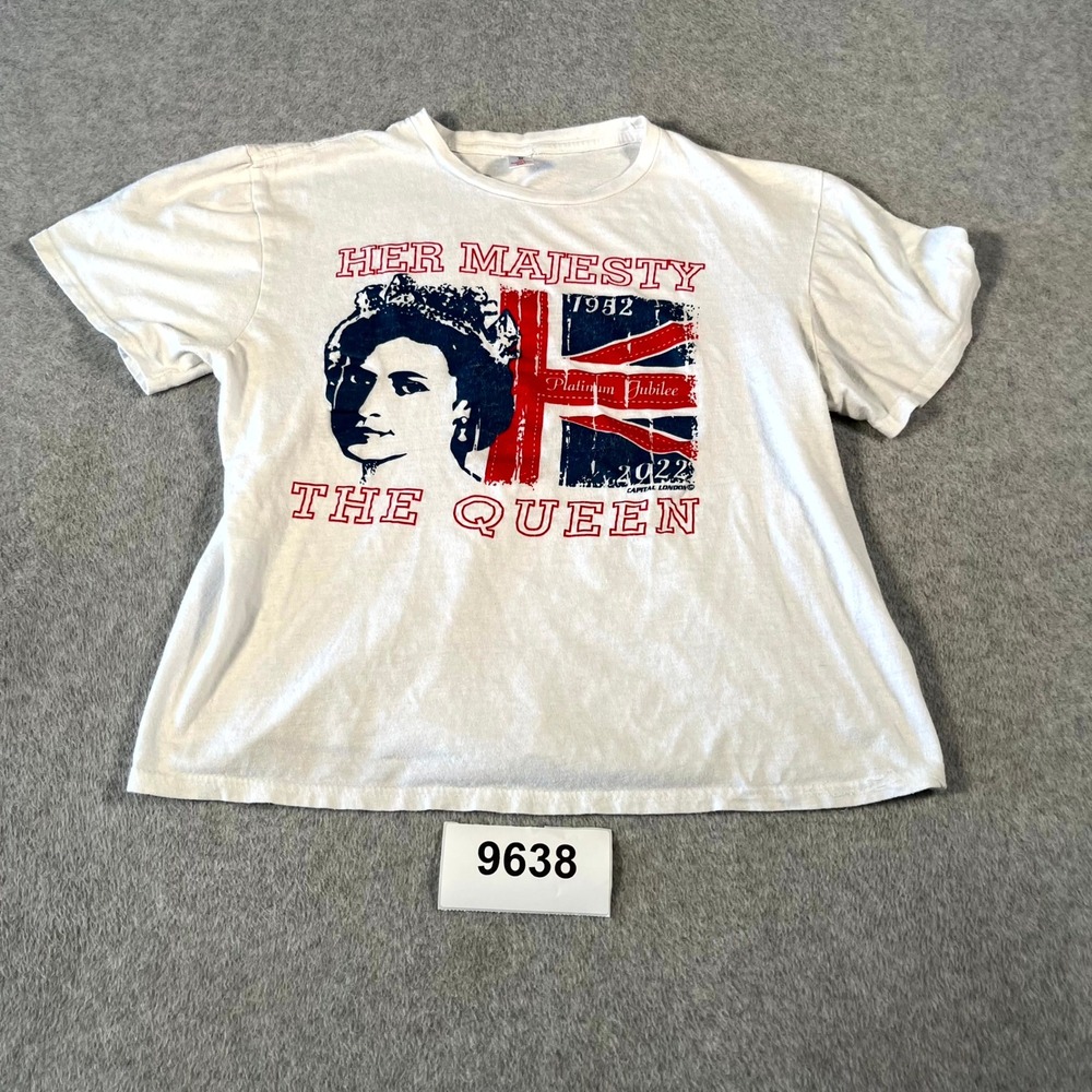 Club T Shirt Women Medium White Her Majesty The Queen Platinum Jubilee 1952 2022